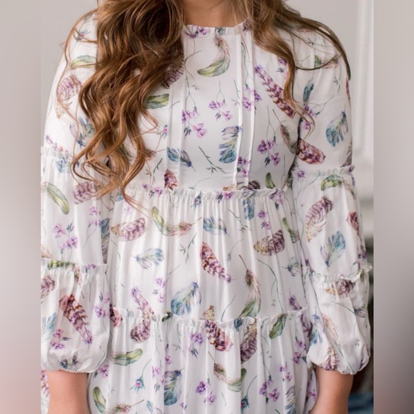 Melody In the Meadow Midi Dress - Picture 2 of 9